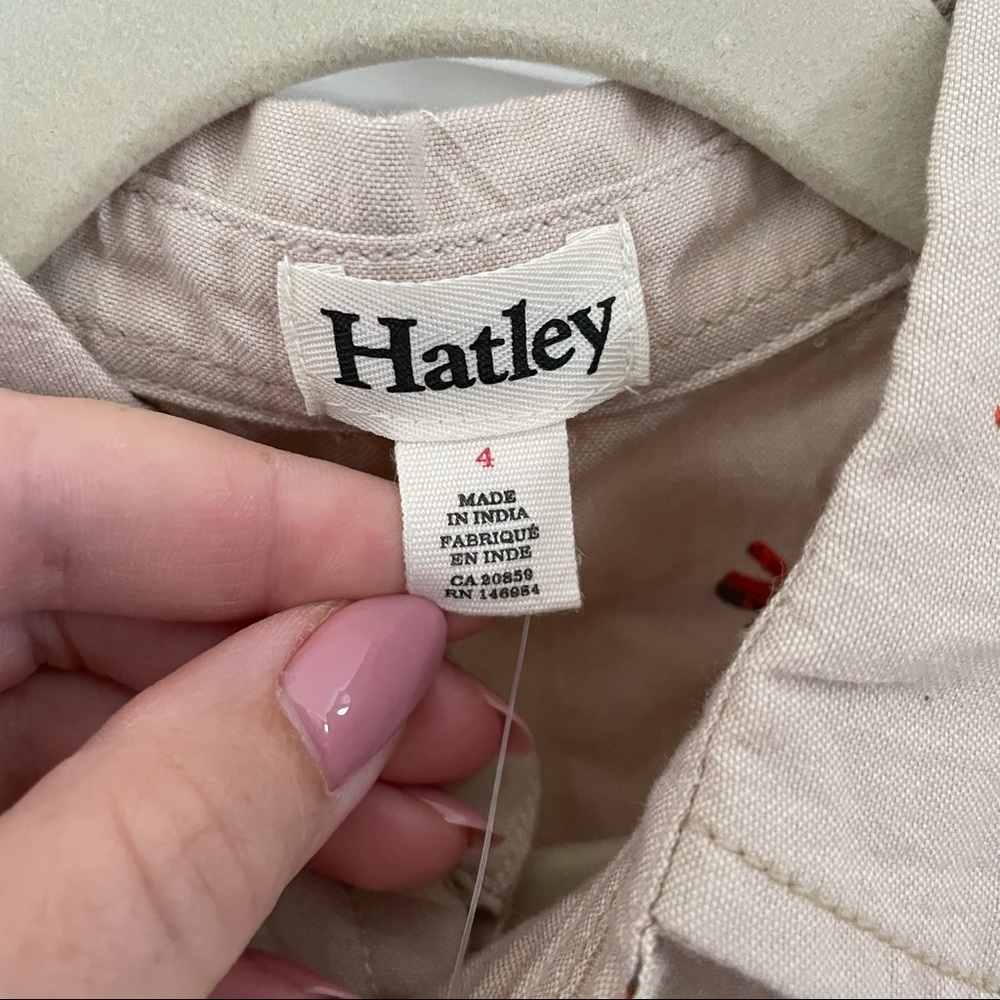 ✨NEW Hatley Short Sleeve Collar Button Up Shirt 4T - Picture 2 of 5
